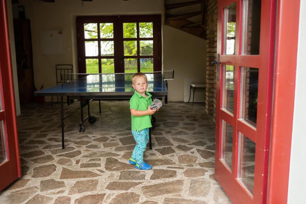 Apartmany Penzion Katerina Nadejkov Esterno foto